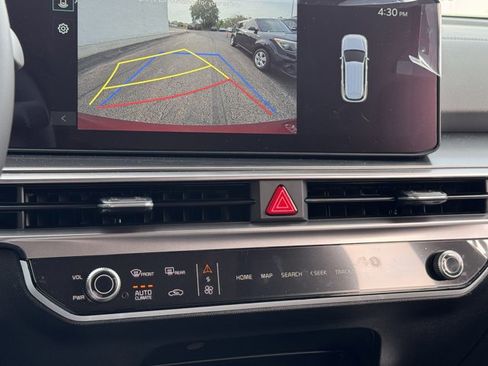 New 2025 Kia Sorento S image 28