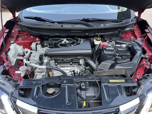 Used 2017 Nissan Rogue SV FWD image 29