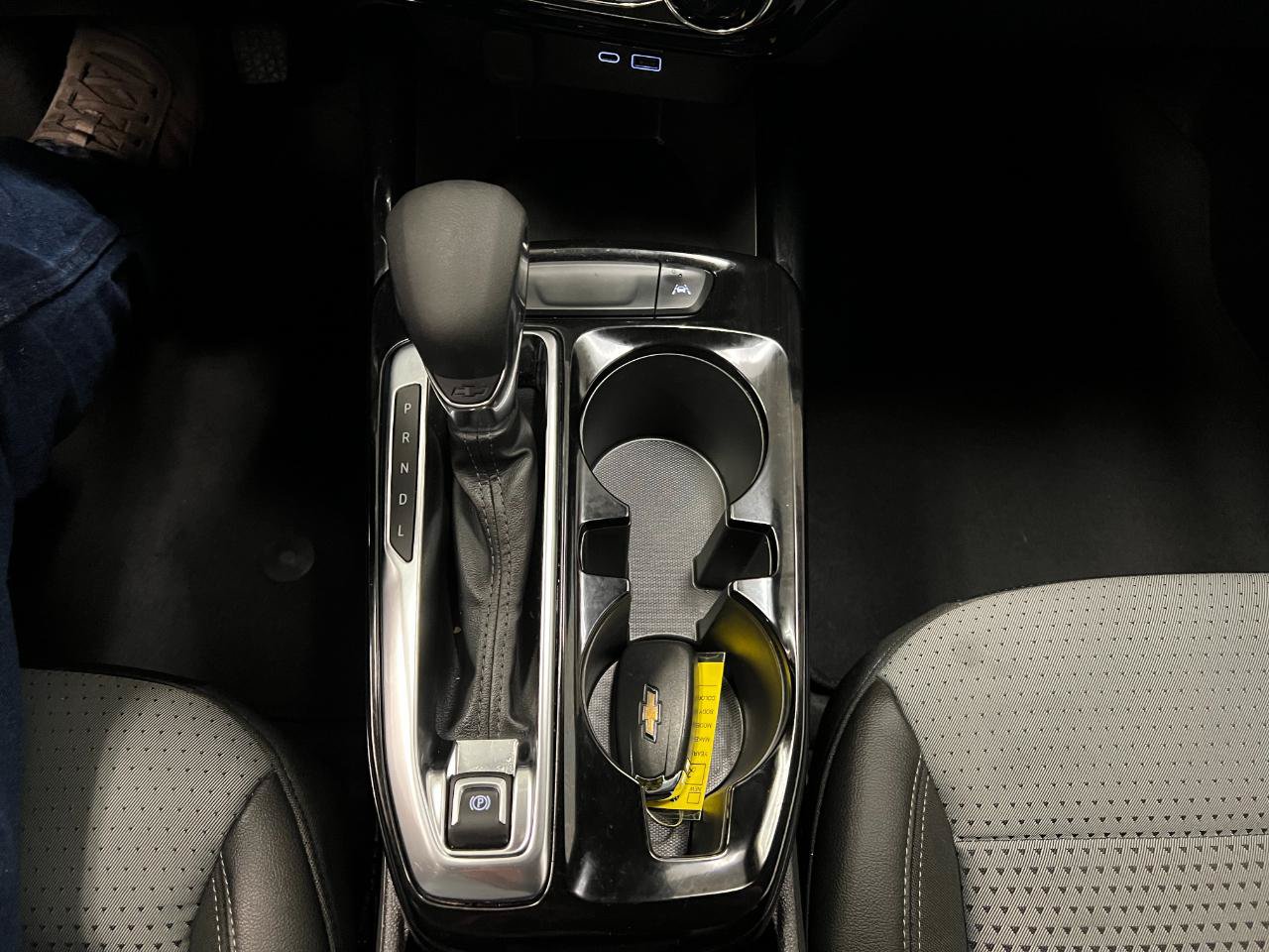 Used 2025 Chevrolet Trax LT FWD image 42