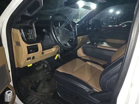 Used 2023 Ford F450 Lariat w/ Tow Technology Package AWD/4WD image 4