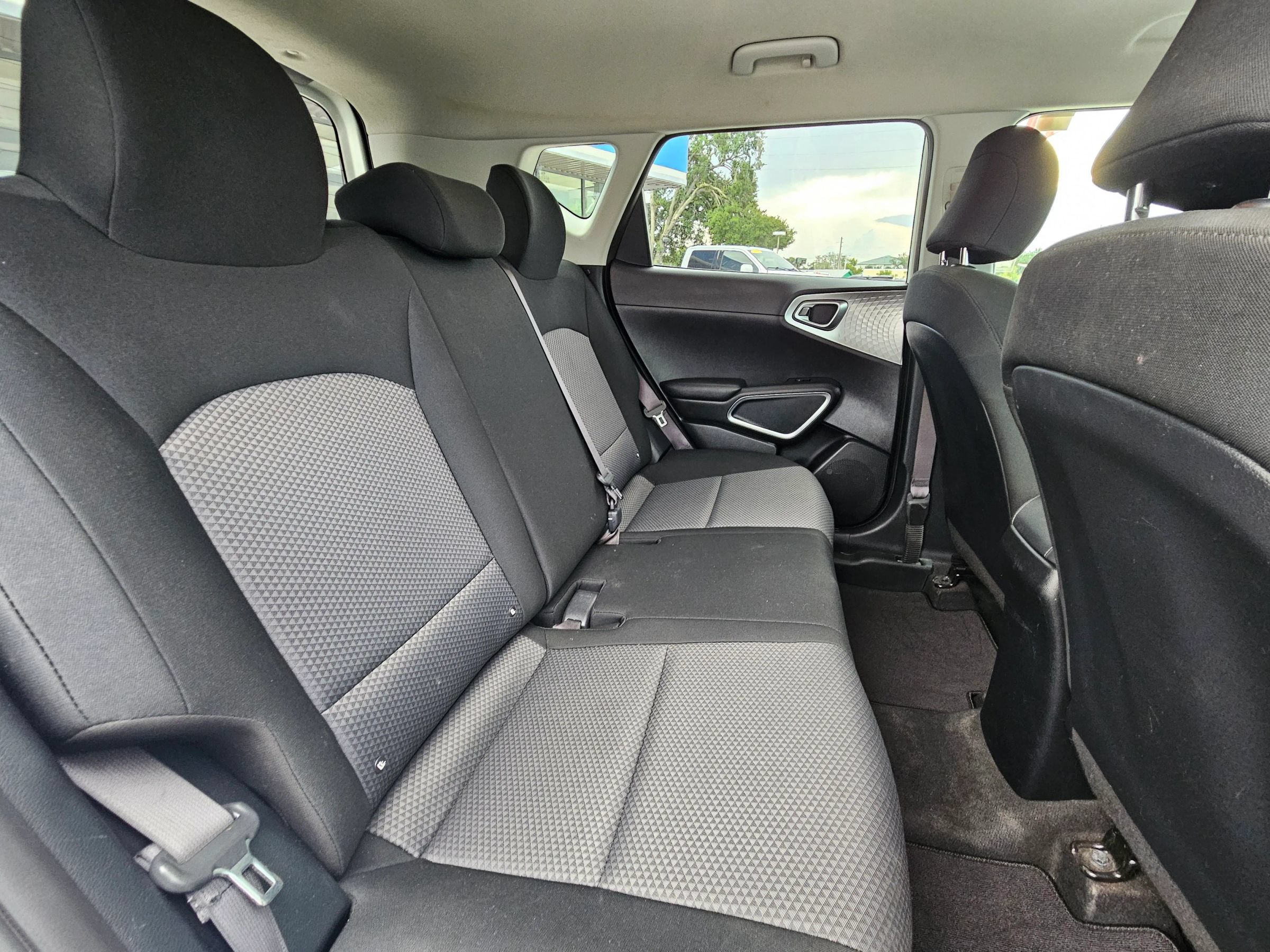 Used 2021 Kia Soul S FWD image 11
