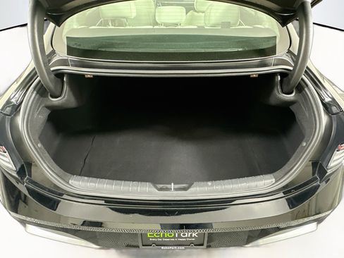 Used 2025 Hyundai Sonata SEL FWD image 28