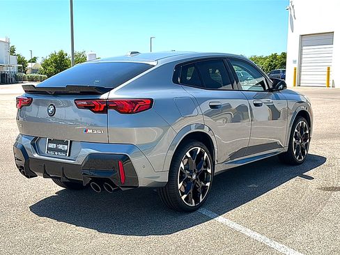 New 2026 BMW X2 M35i w/ Technology Package AWD/4WD image 8