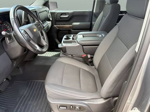 Used 2021 Chevrolet Silverado 1500 LT AWD/4WD image 22