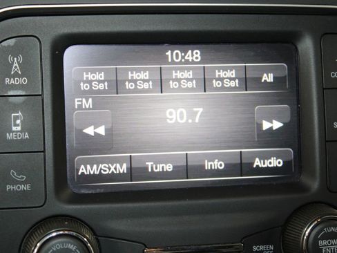 Used 2024 RAM 1500 Classic SLT AWD/4WD image 31