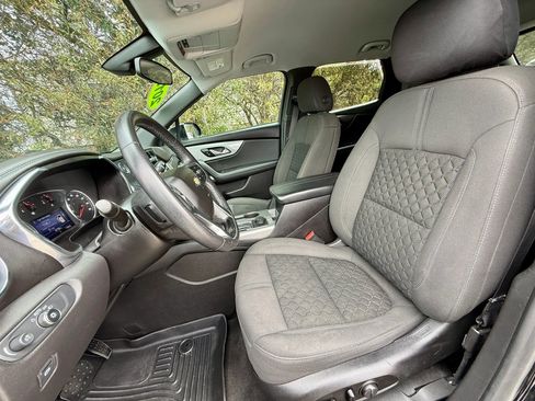 Used 2019 Chevrolet Blazer LT image 34