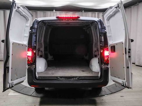 Used 2022 Mercedes-Benz Metris image 23