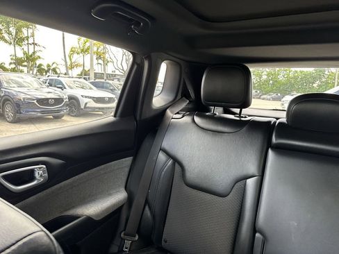 Used 2023 Jeep Compass Latitude w/ Sun and Sound Group image 18