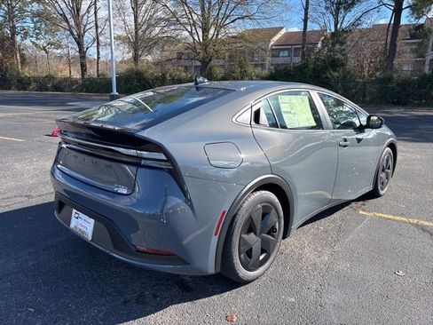 New 2026 Toyota Prius SE image 5