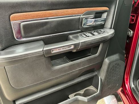 Used 2017 RAM 1500 Laramie w/ Convenience Group image 18