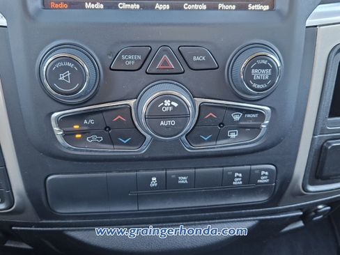 Used 2019 RAM 1500 Big Horn image 17
