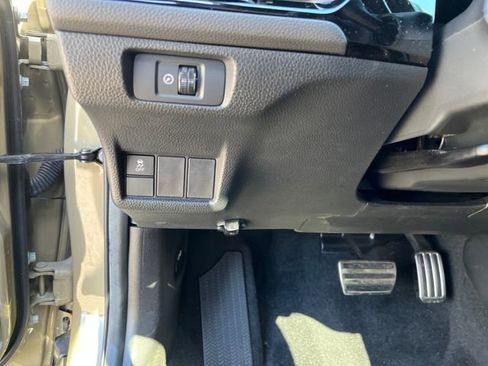 Certified 2025 Honda Civic Sport image 29