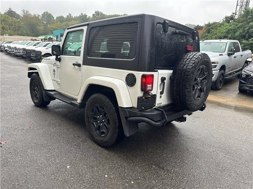 Used 2016 Jeep Wrangler Sahara AWD/4WD image 49