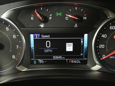 Used 2019 Chevrolet Traverse Premier w/ LPO, Blackout Package AWD/4WD image 27