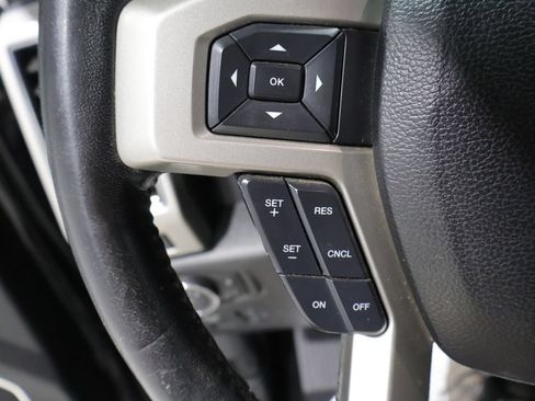 Used 2018 Ford F150 Lariat AWD/4WD image 31