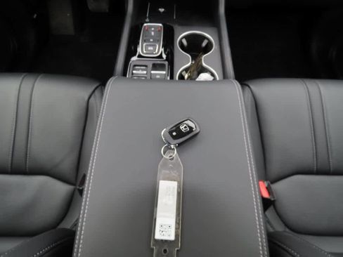 New 2026 Honda Pilot Touring image 30