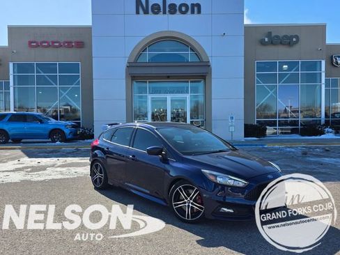 Used 2016 Ford Focus ST image 1