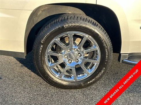 Used 2017 GMC Yukon Denali w/ Open Road Package image 12