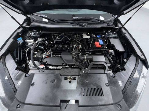 Used 2025 Honda CR-V LX image 19