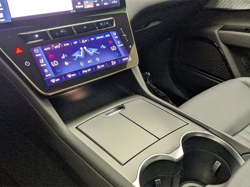 Used 2024 Maserati Grecale GT image 41