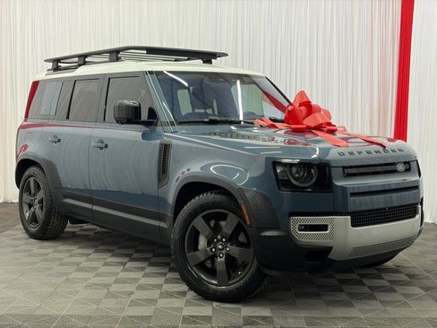 Used 2020 Land Rover Defender 110 HSE AWD/4WD image 1