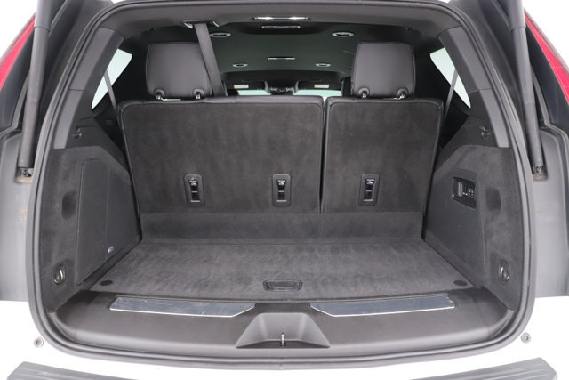Used 2022 Cadillac Escalade Luxury w/ LPO, Floor Liner Package AWD/4WD image 30