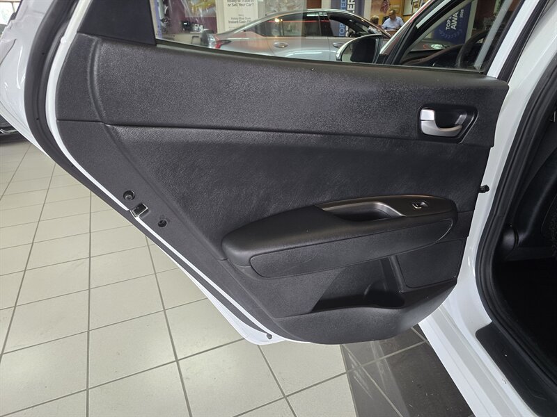Used 2019 Kia Optima LX FWD image 10