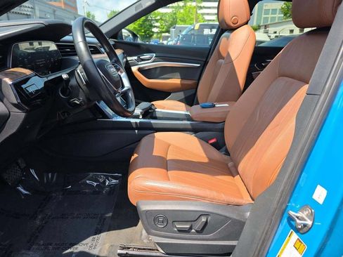 Used 2019 Audi e-tron Premium Plus AWD/4WD image 3