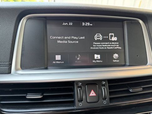 Used 2020 Kia Optima S FWD image 26