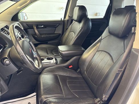 Used 2014 GMC Acadia SLT image 12