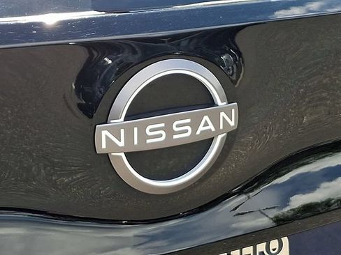 Used 2025 Nissan Leaf S FWD image 32