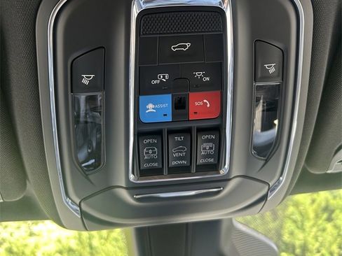 New 2025 Jeep Wagoneer Series II image 31