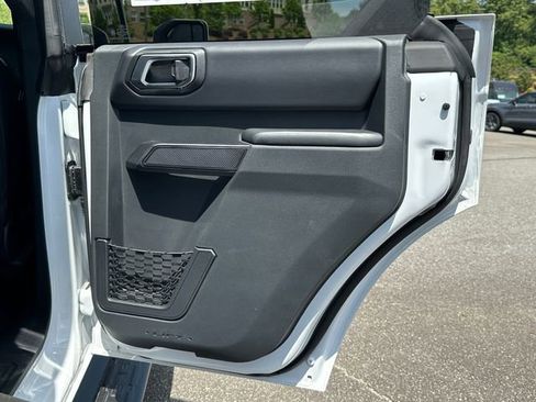 New 2026 Ford Bronco Outer Banks w/ Sasquatch Package AWD/4WD image 16