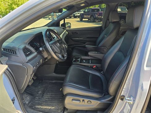 Used 2023 Honda Odyssey Sport image 4