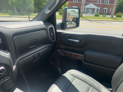 Used 2021 GMC Sierra 3500 Denali w/ Denali Black Diamond Edition AWD/4WD image 22