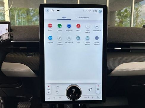 Used 2022 Ford Mustang Mach-E Premium image 17