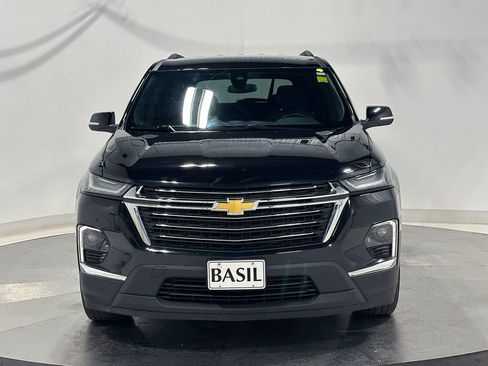 Used 2023 Chevrolet Traverse LT AWD/4WD image 9