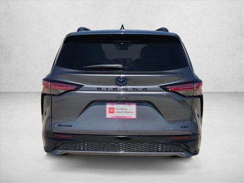 Certified 2025 Toyota Sienna XSE w/ XSE Premium Package image 7