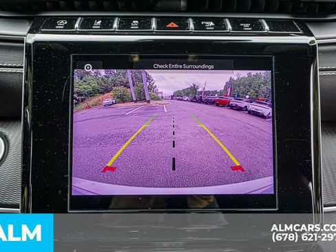 Used 2025 Jeep Grand Cherokee Altitude AWD/4WD image 36