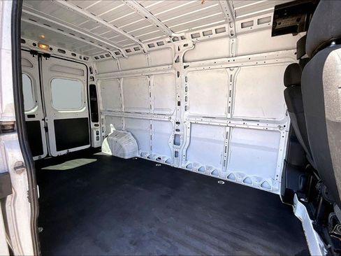 Used 2023 RAM ProMaster 2500 FWD image 15