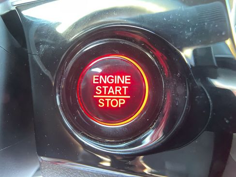 Used 2024 Honda Civic Sport image 25