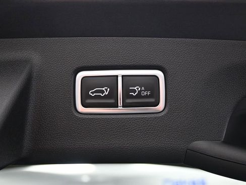 Certified 2025 Kia Sorento X-Line EX image 38