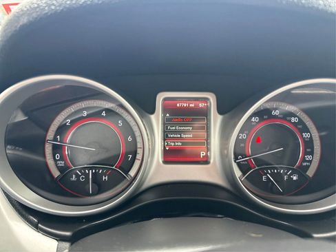 Used 2019 Dodge Journey SE w/ Premium Group FWD image 16