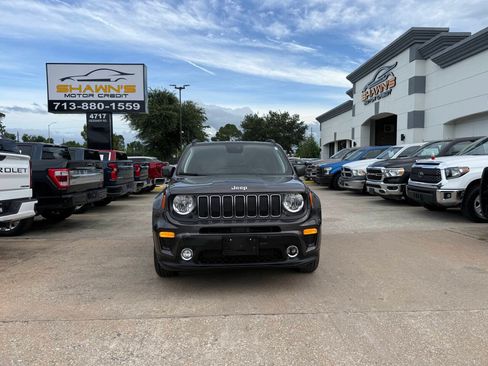 Used 2020 Jeep Renegade Latitude FWD image 39