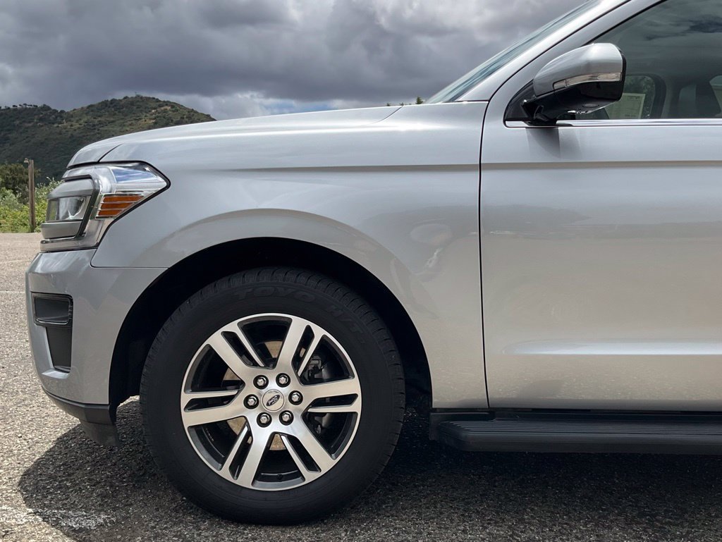 Used 2024 Ford Expedition Max XLT AWD/4WD image 10