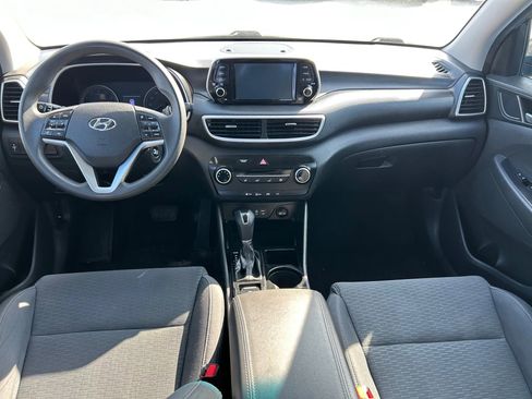 Used 2019 Hyundai Tucson SE image 18