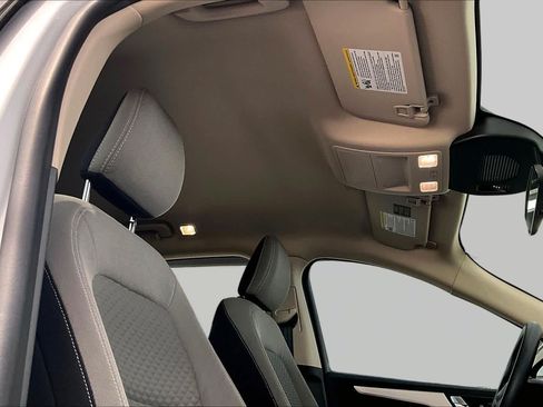 Used 2020 Ford Escape SE FWD image 14