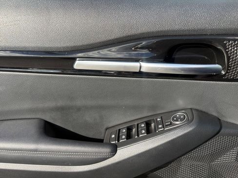 Used 2025 Kia Seltos S image 18