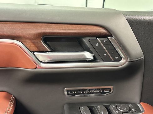 New 2026 GMC Sierra 1500 Denali Ultimate w/ LPO, Black Badging Package AWD/4WD image 22