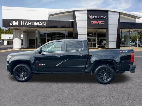 Used 2016 Chevrolet Colorado Z71 w/ Z71 Midnight Edition AWD/4WD image 4